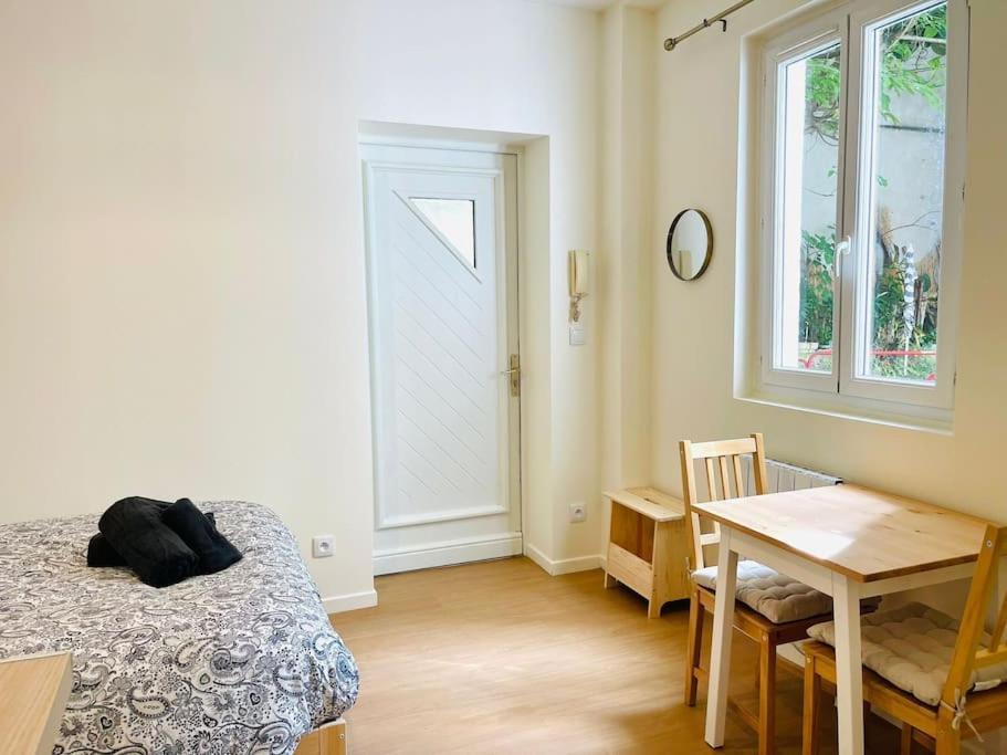 Le Petit Meuble Hyper Centre Apartment Orleans Ngoại thất bức ảnh